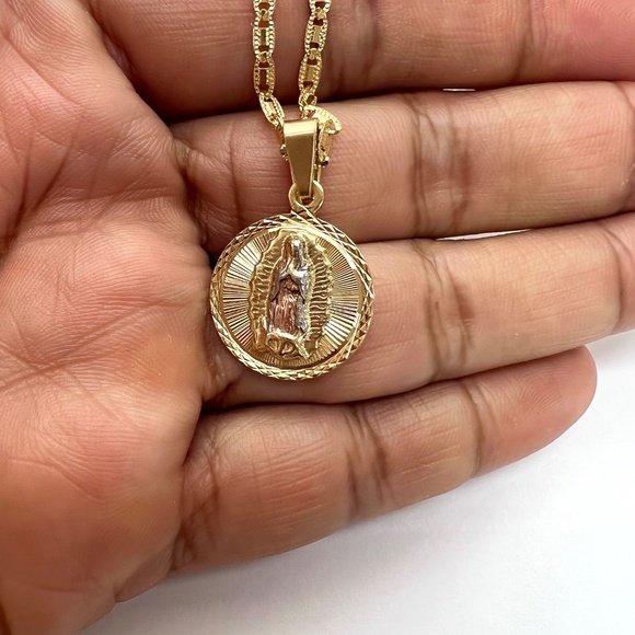 Virgen de Guadalupe/ out lady of Guadalupe 925 silver with 18k gold plated - Picture 2 of 3